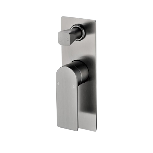 Ruki Wall Mixer with Diverter